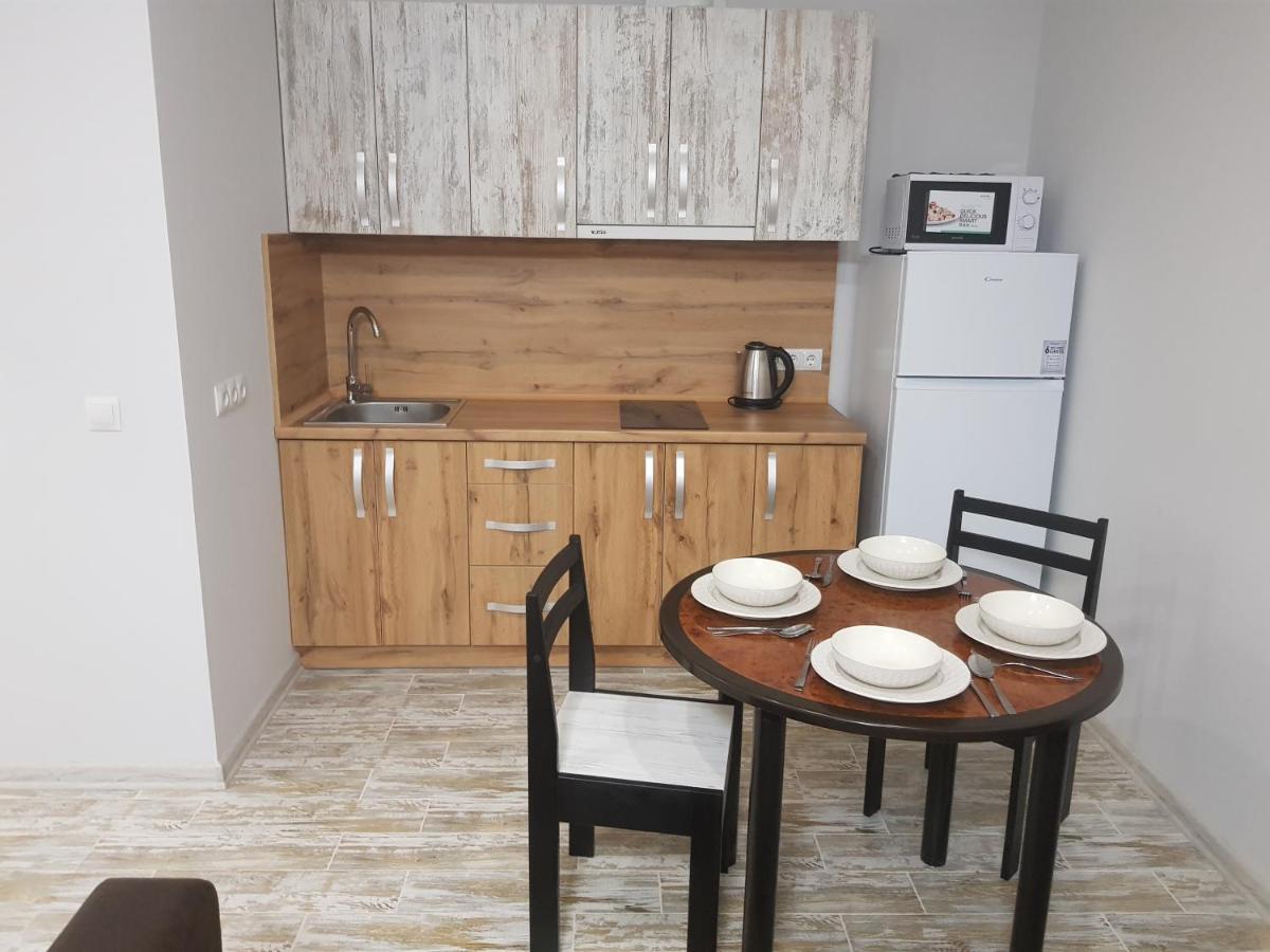 Silver Star Apartment 40M 우주고로트 외부 사진